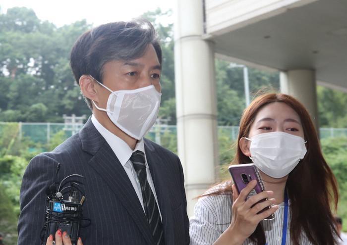 조국 등 일가족, 130억 나랏빚 한 푼도 안 갚아 빈축