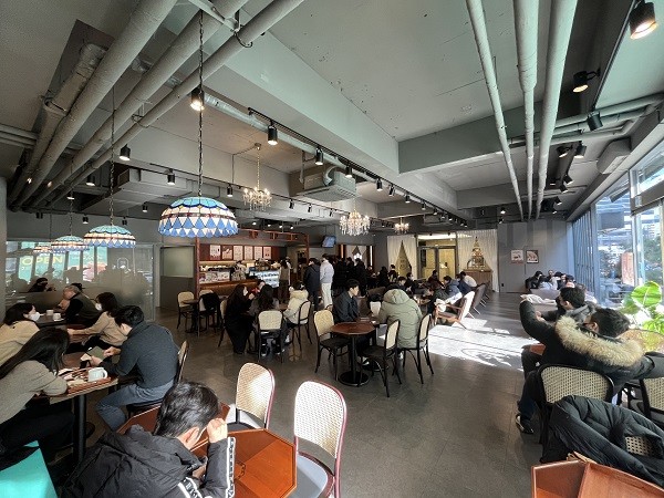 카페희다, 첫 60평 대형평수 ‘삼성점’ 1일 오픈 - 뉴스 썸네일 이미지