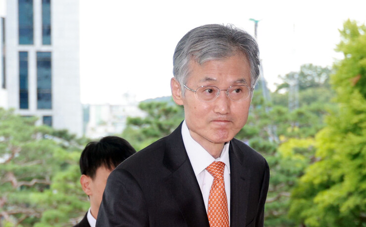 민주, ’조희대‘ 겨냥 의혹 제기했으...