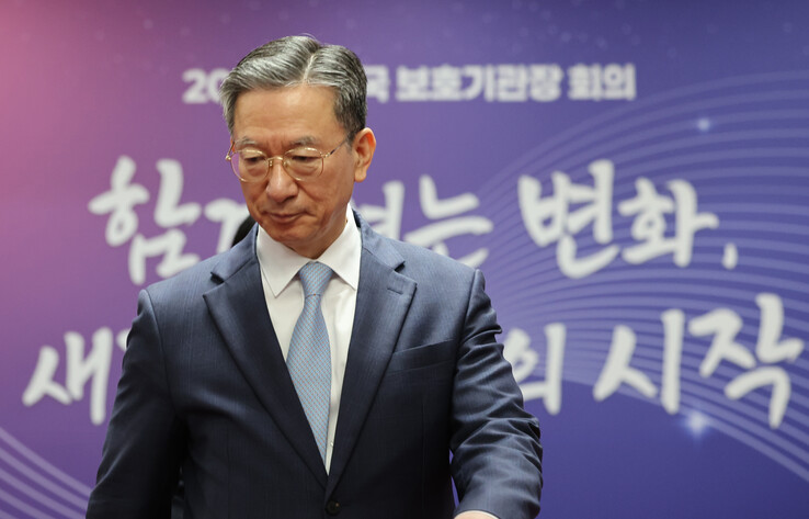 정성호 법무, ‘항소 포기’ 여진에 ...